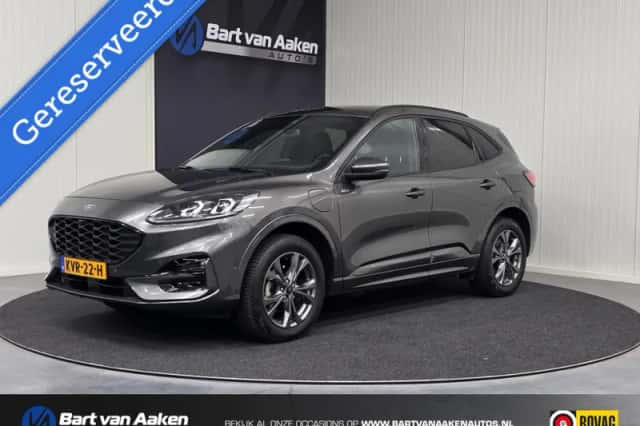 Ford Kuga (2021) thumbnail 1