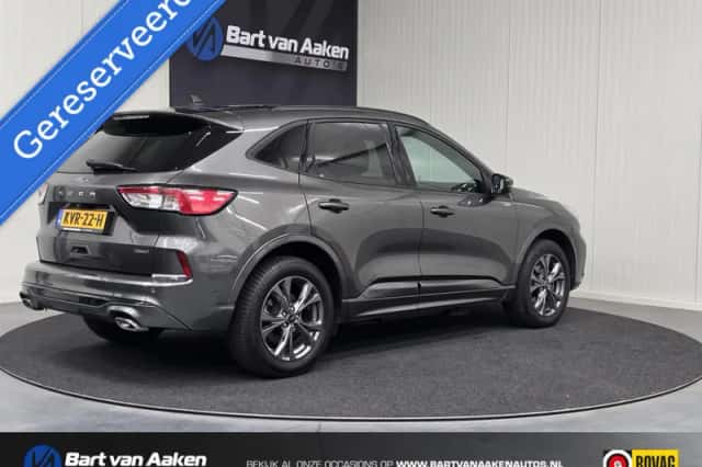 Ford Kuga (2021) thumbnail 6