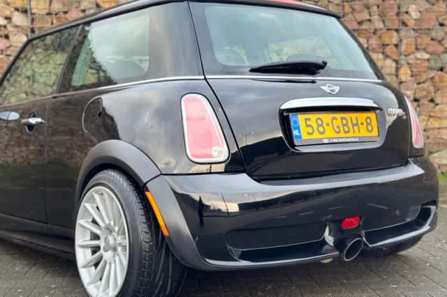 MINI Cooper (2005) thumbnail 6