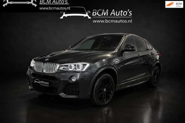 BMW X4 (2015) thumbnail 2
