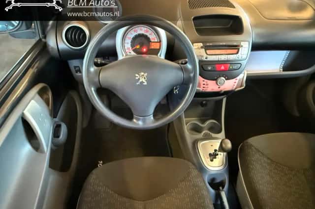 Peugeot 107 (2010) thumbnail 3