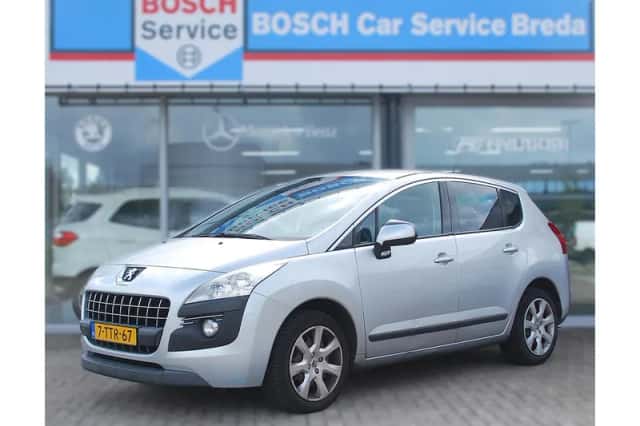 Peugeot 3008 (2011) thumbnail 1