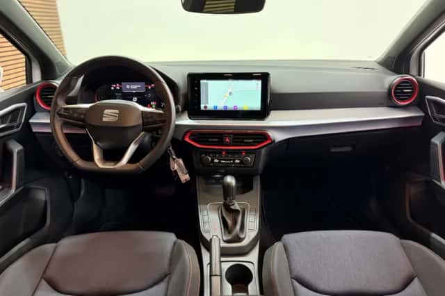 SEAT Ibiza (2024) thumbnail 2