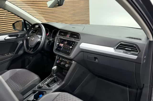 Volkswagen Tiguan (2018) thumbnail 6