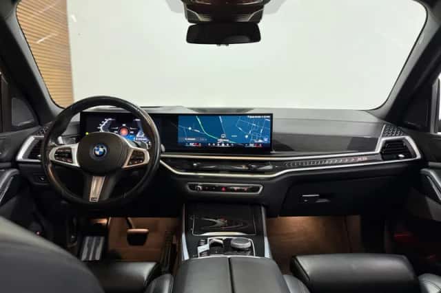 BMW X5 (2023) thumbnail 6