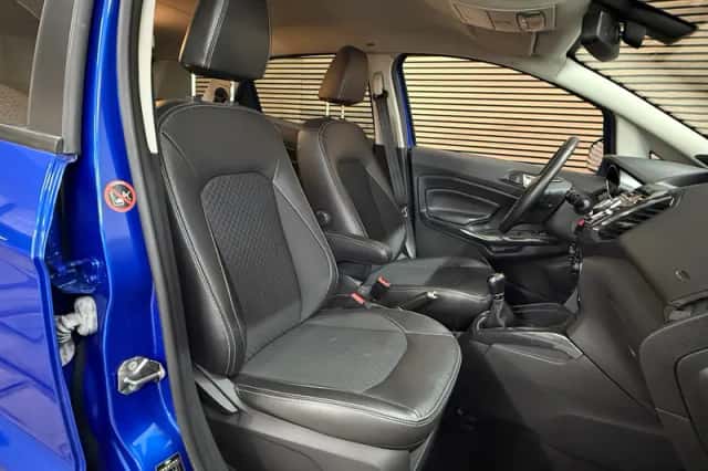 Ford EcoSport (2017) thumbnail 5