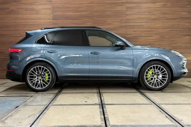 Porsche Cayenne (2018) thumbnail 4