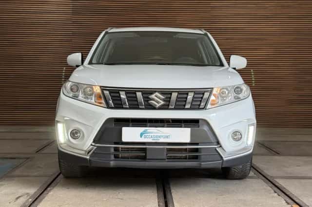 Suzuki Vitara (2019) thumbnail 3