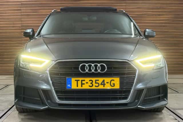 Audi A3 (2018) thumbnail 6