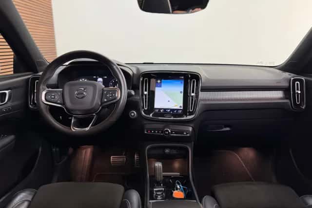 Volvo XC40 (2020) thumbnail 5