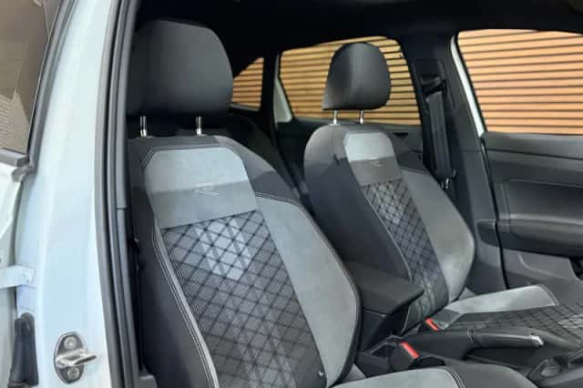 Volkswagen Taigo (2022) thumbnail 3