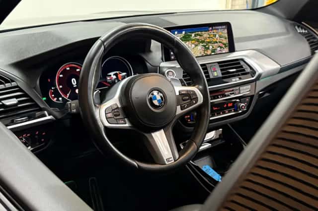 BMW X3 (2019) thumbnail 2