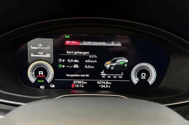 Audi Q5 (2023) thumbnail 6