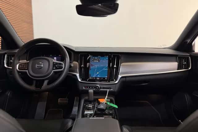 Volvo V90 (2021) thumbnail 5