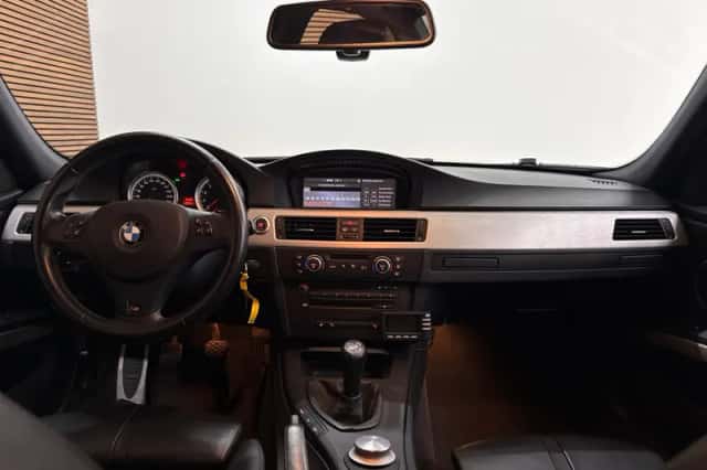 BMW M3 (2008) thumbnail 5