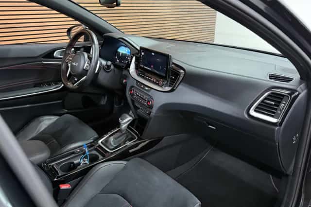 Kia Ceed (2022) thumbnail 5