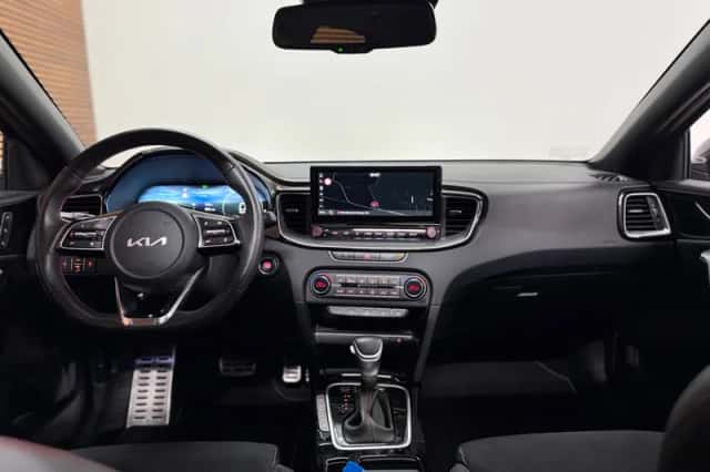 Kia Ceed (2022) thumbnail 6