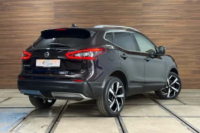 Nissan Qashqai (2018) thumbnail 4