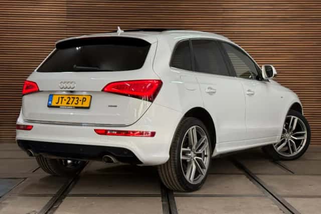 Audi Q5 (2016) thumbnail 5