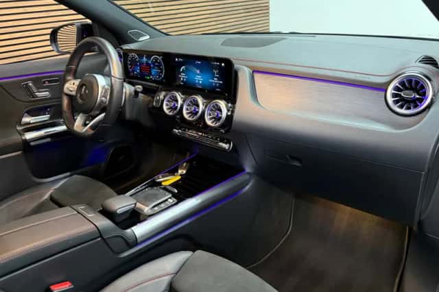 Mercedes-Benz EQA (2021) thumbnail 5