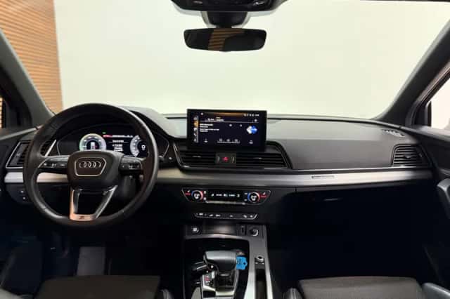 Audi Q5 (2021) thumbnail 6
