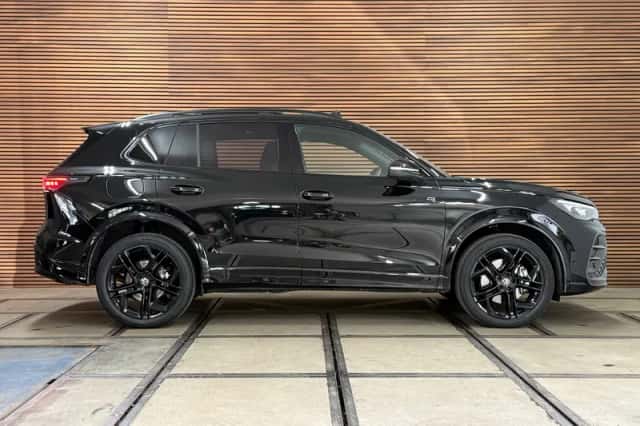 Volkswagen Tiguan (2025) thumbnail 5