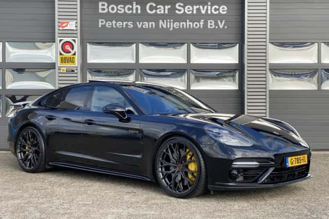 Porsche Panamera (2019) thumbnail 2