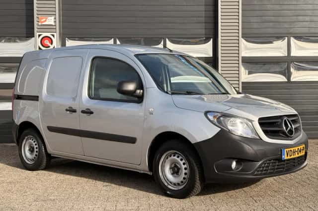 Mercedes-Benz Citan (2019) thumbnail 3
