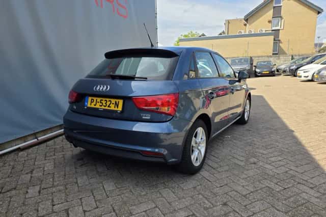 Audi A1 (2017) thumbnail 6