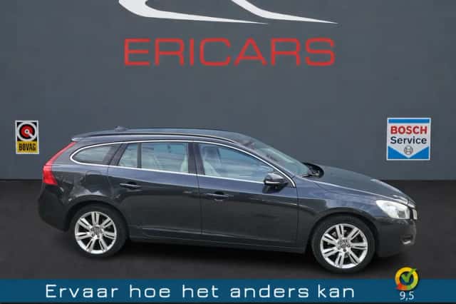 Volvo V60 (2011) thumbnail 1