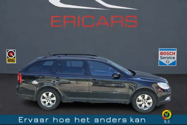 Škoda Octavia (2011) thumbnail 1