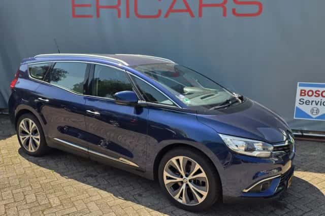 Renault Grand Scénic (2017) thumbnail 2