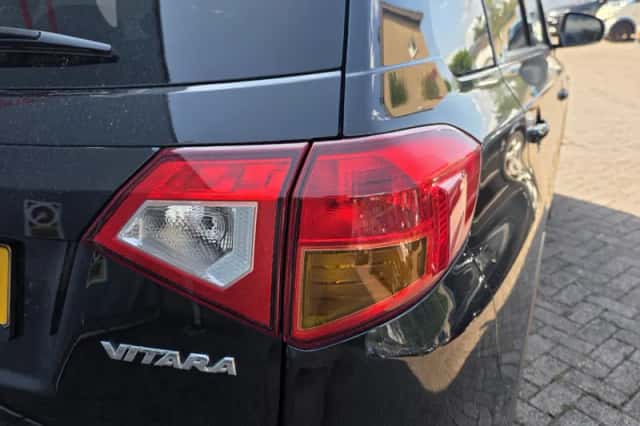 Suzuki Vitara (2018) thumbnail 6
