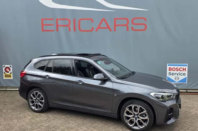 BMW X1 (2021) thumbnail 6