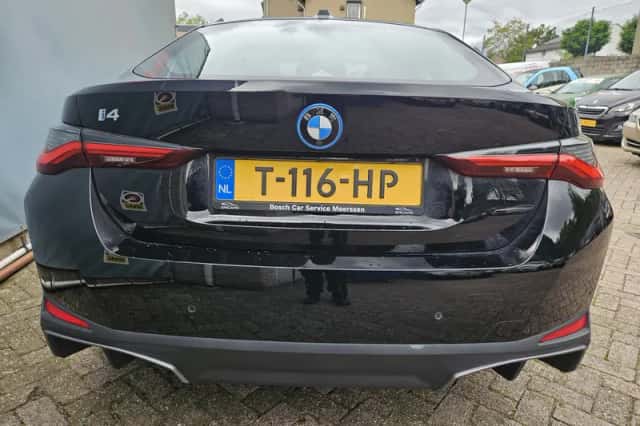 BMW i4 (2023) thumbnail 5