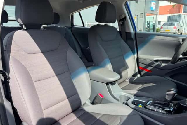 Hyundai Ioniq (2019) thumbnail 6