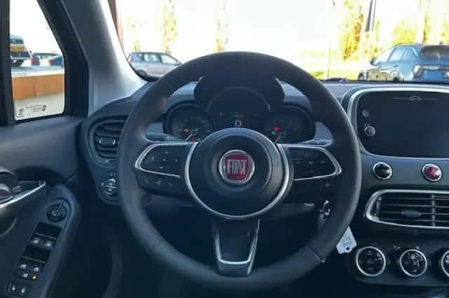 Fiat 500X (2023) thumbnail 6