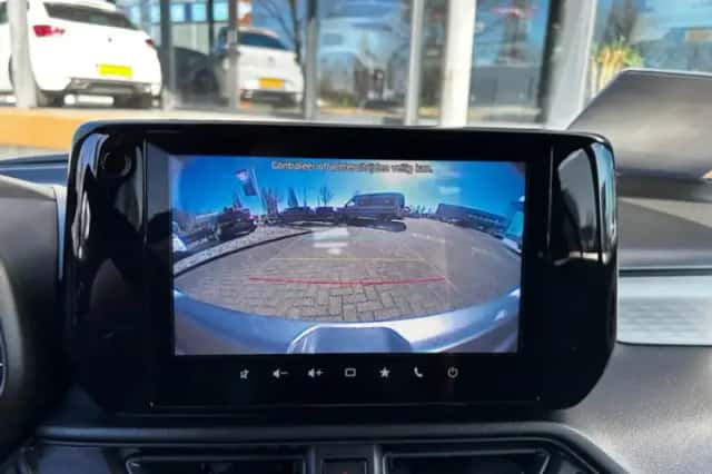Suzuki Swift (2025) thumbnail 6