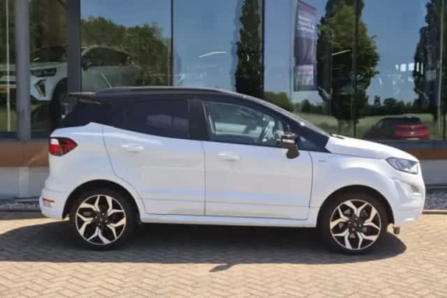 Ford EcoSport (2018) thumbnail 2