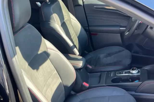 Ford Kuga (2022) thumbnail 6
