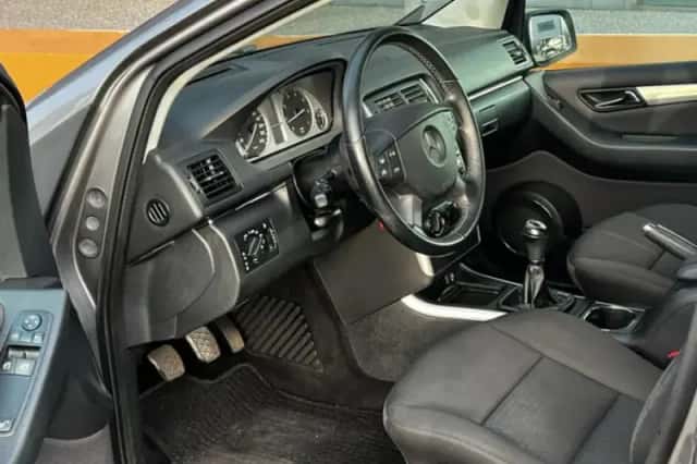 Mercedes-Benz B-Klasse (2011) thumbnail 6