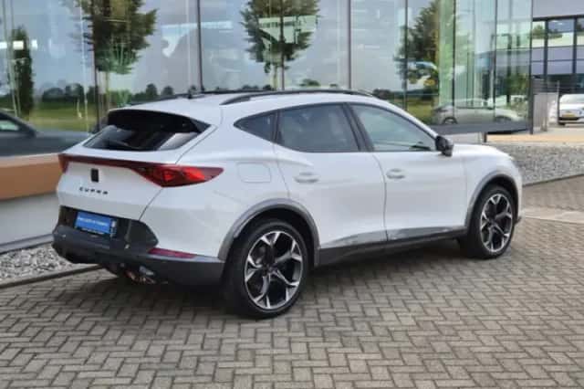 CUPRA Formentor (2024) thumbnail 5