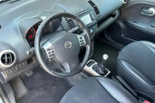 Nissan Note (2012) thumbnail 2
