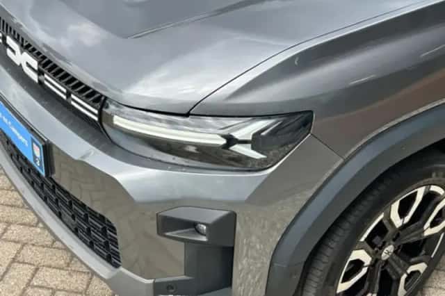 Dacia Bigster (2025) thumbnail 5
