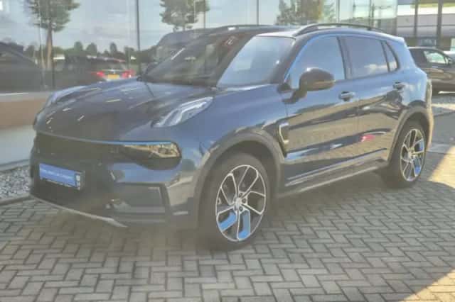 Lynk & Co 01 (2023) thumbnail 3