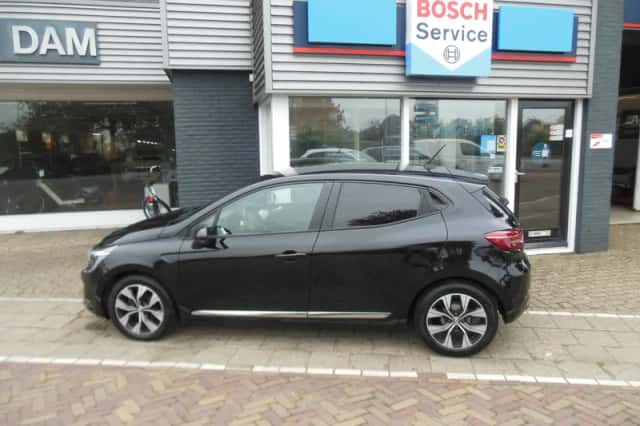 Renault Clio (2023) thumbnail 3