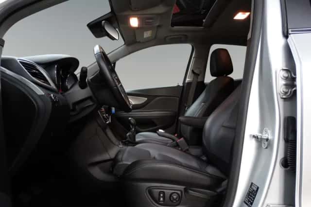 Opel Mokka (2016) thumbnail 3