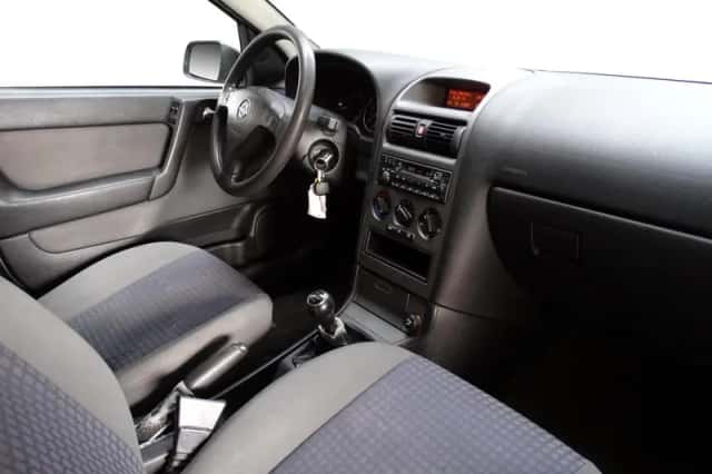 Opel Astra (2003) thumbnail 4