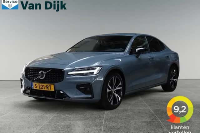 Volvo S60 (2023) thumbnail 1