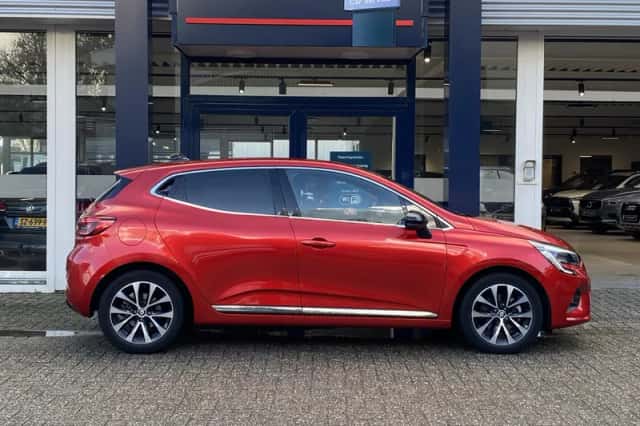 Renault Clio (2023) thumbnail 4